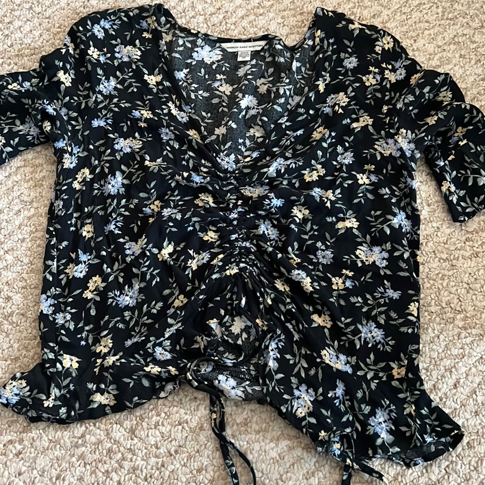 American Eagle top